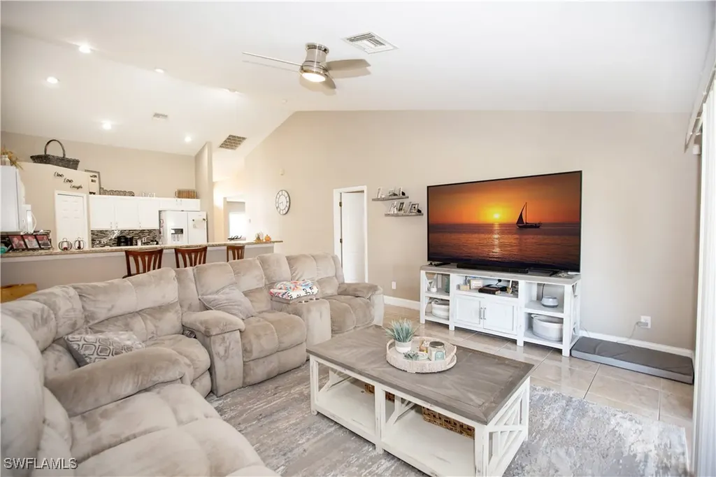2049 NE 27th Terrace Cape Coral FL 33909