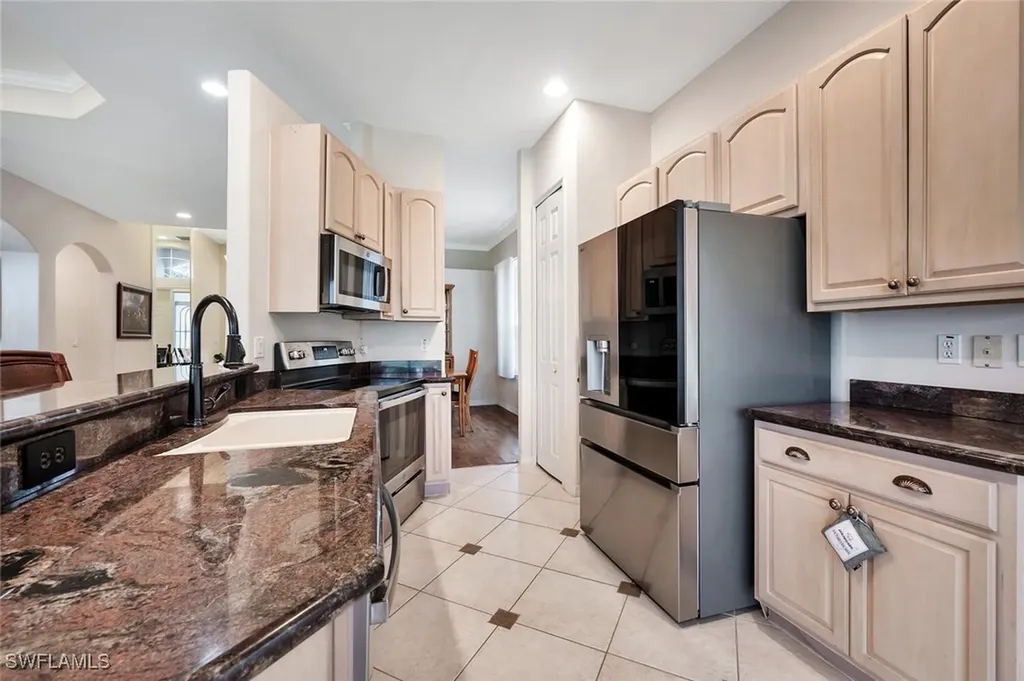 317 Harvard Lane Naples FL 34104