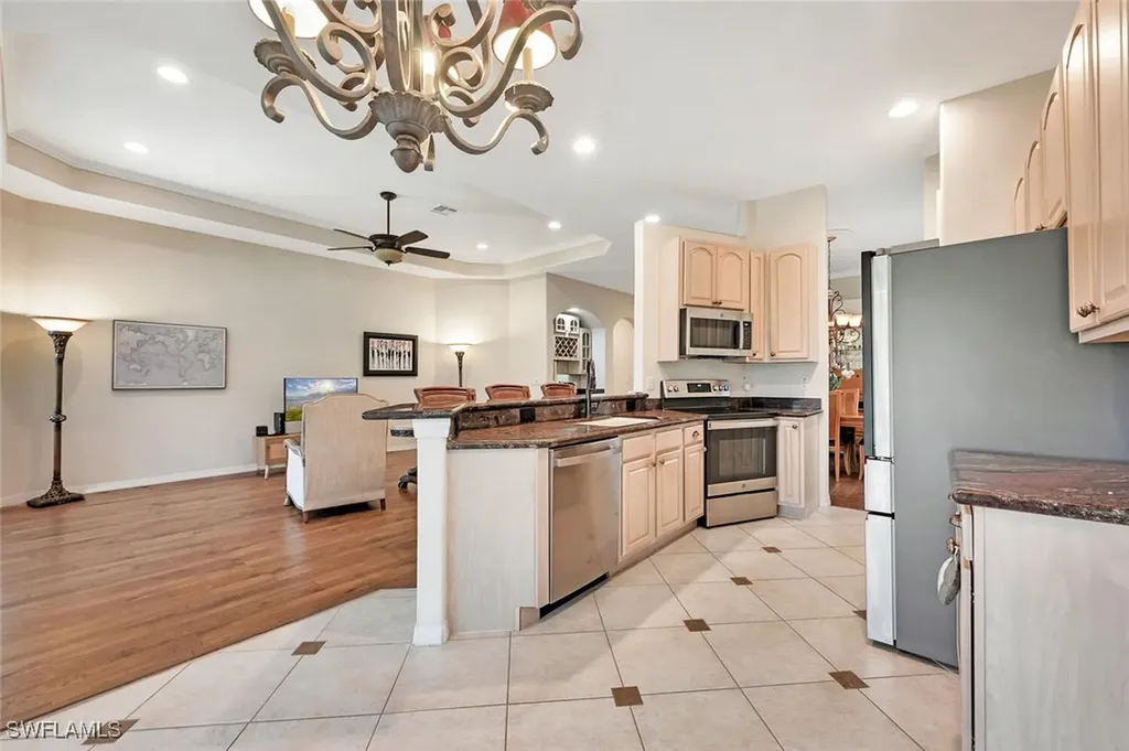 317 Harvard Lane Naples FL 34104