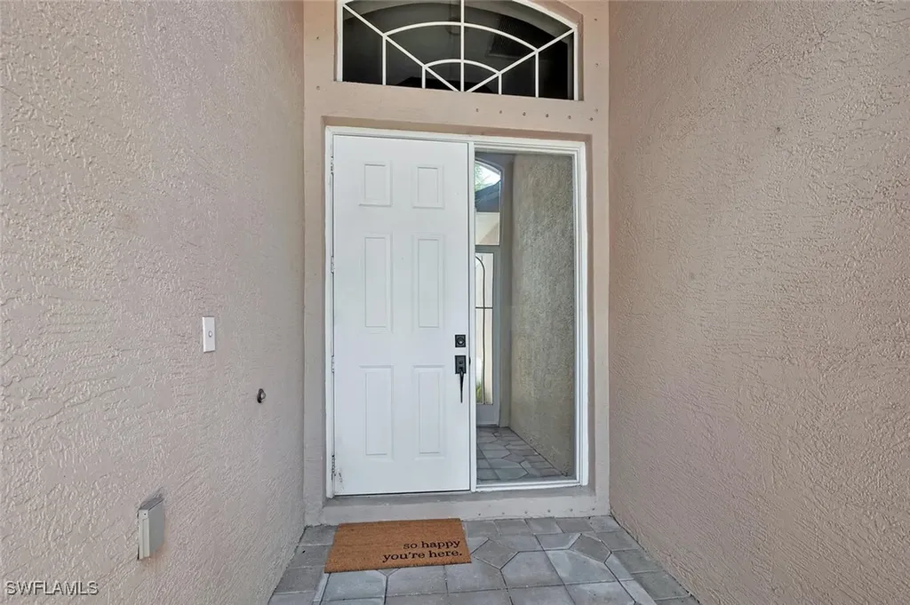 317 Harvard Lane Naples FL 34104