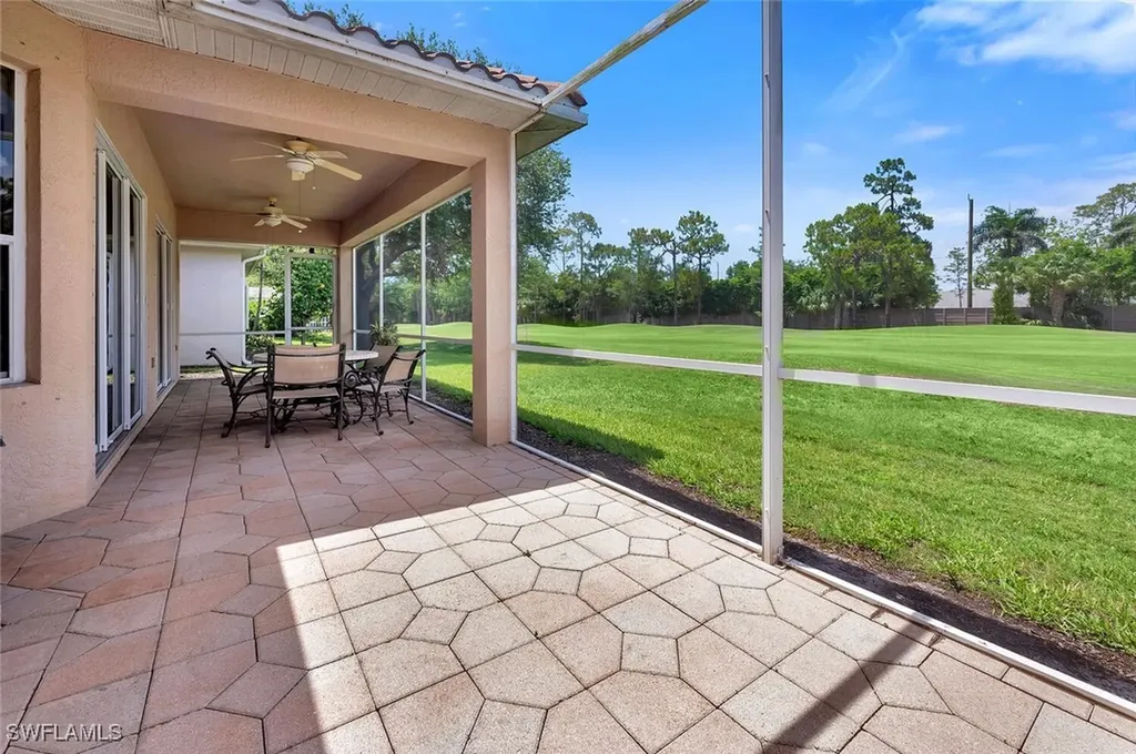 317 Harvard Lane Naples FL 34104