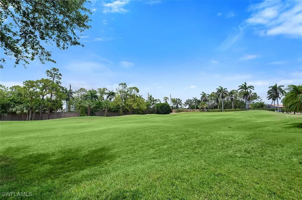 317 Harvard Lane Naples FL 34104