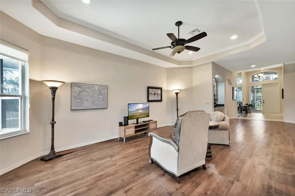 317 Harvard Lane Naples FL 34104