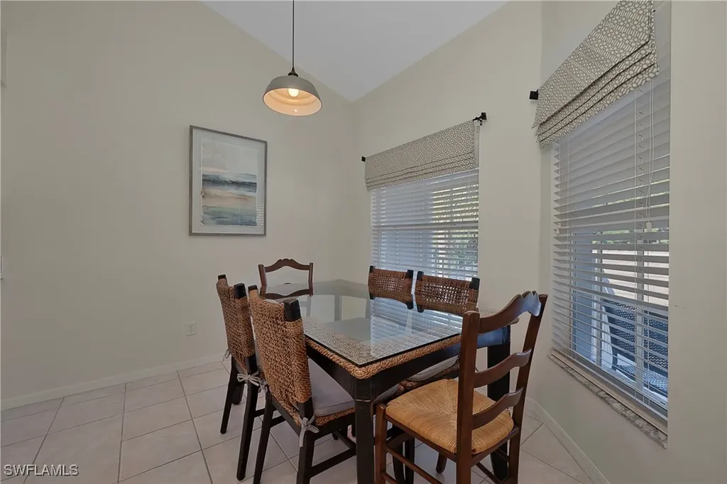 1980 Willow Bend Circle Naples FL 34109