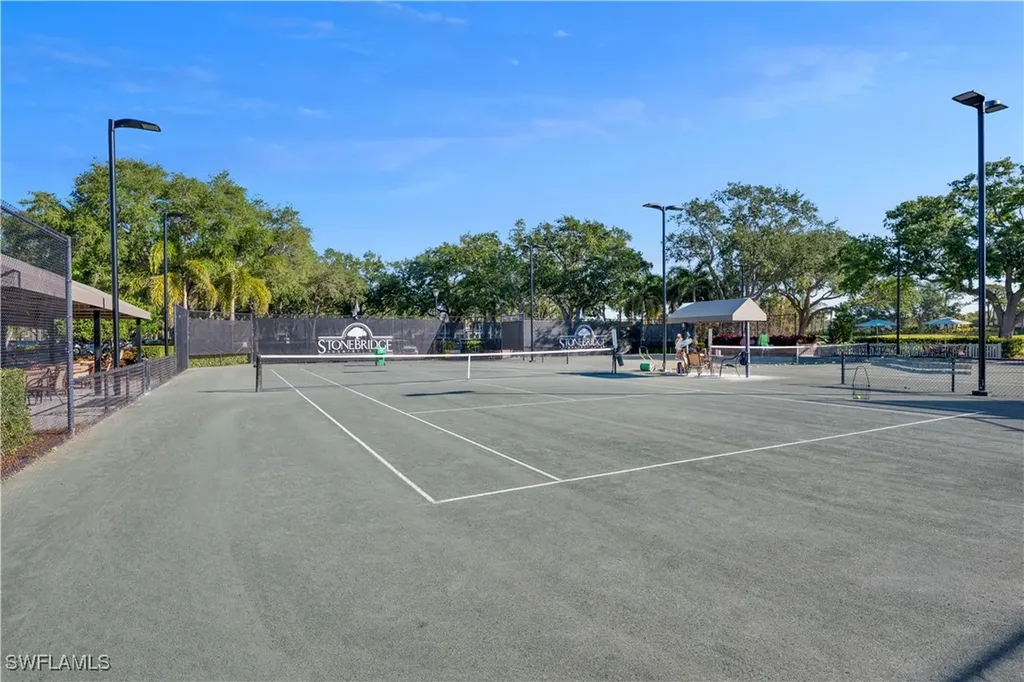 1980 Willow Bend Circle Naples FL 34109