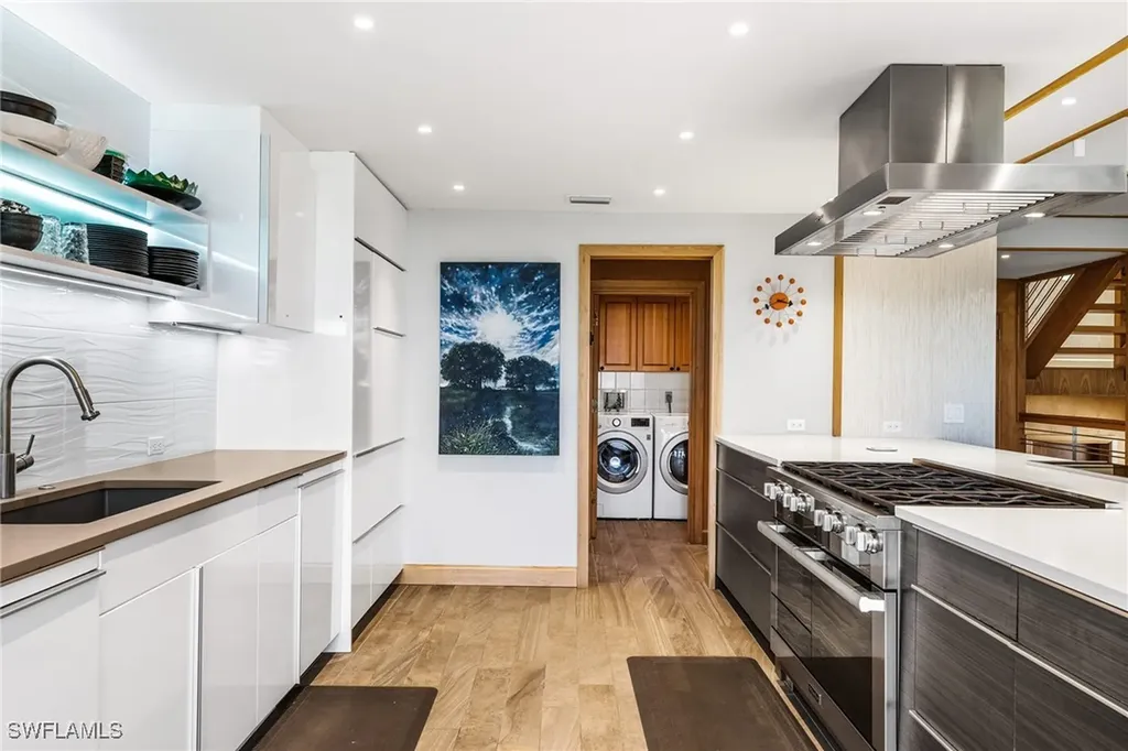 503 E Gulf Drive Sanibel FL 33957