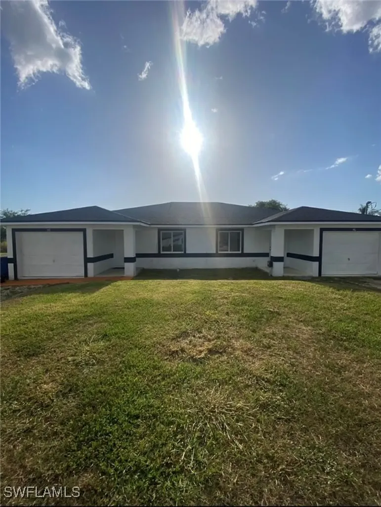 116/118 Gordon Avenue S Lehigh Acres FL 33973