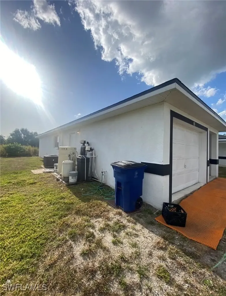 116/118 Gordon Avenue S Lehigh Acres FL 33973