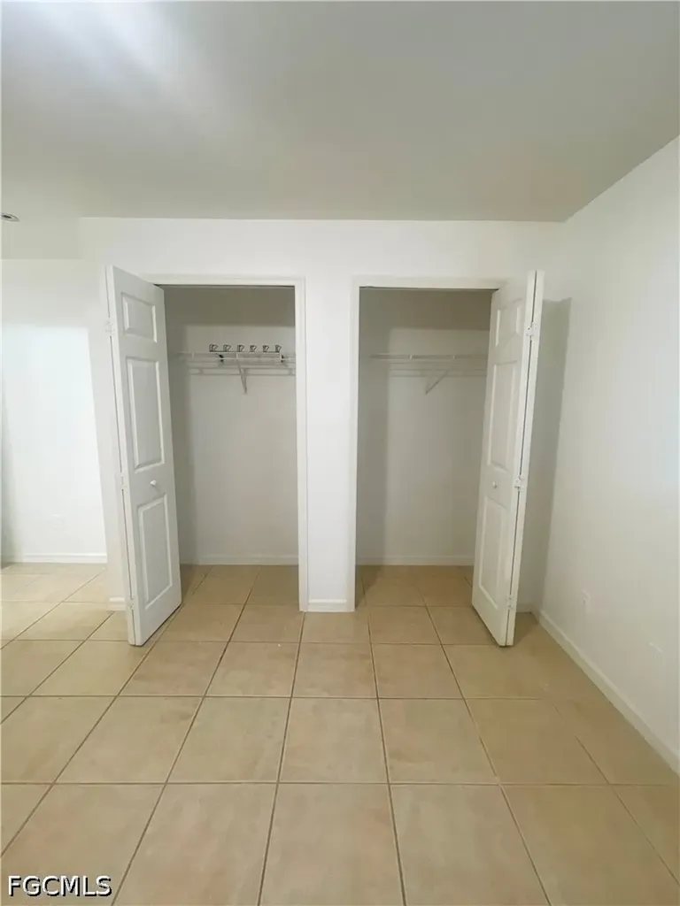 116/118 Gordon Avenue S Lehigh Acres FL 33973