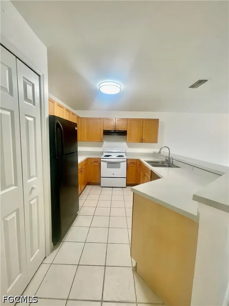 116/118 Gordon Avenue S Lehigh Acres FL 33973