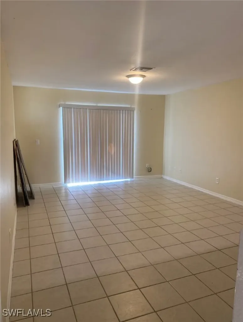 116/118 Gordon Avenue S Lehigh Acres FL 33973