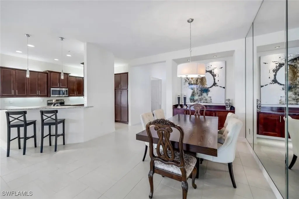 3267 Pacific Drive Naples FL 34119