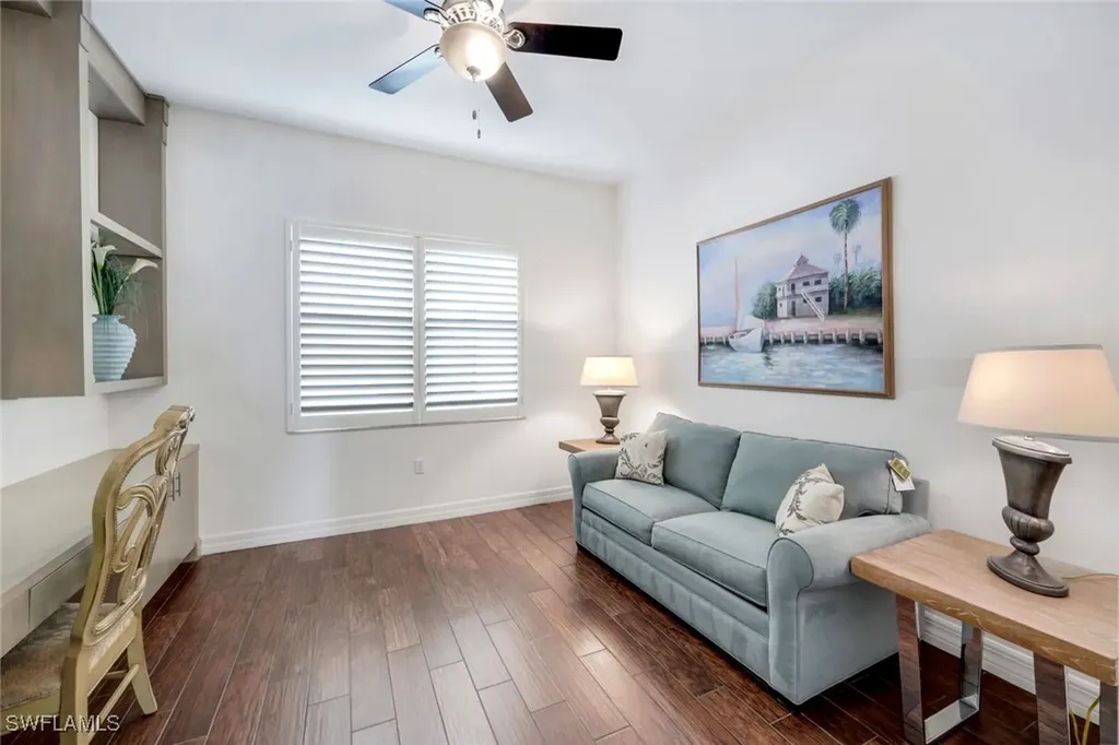 3267 Pacific Drive Naples FL 34119