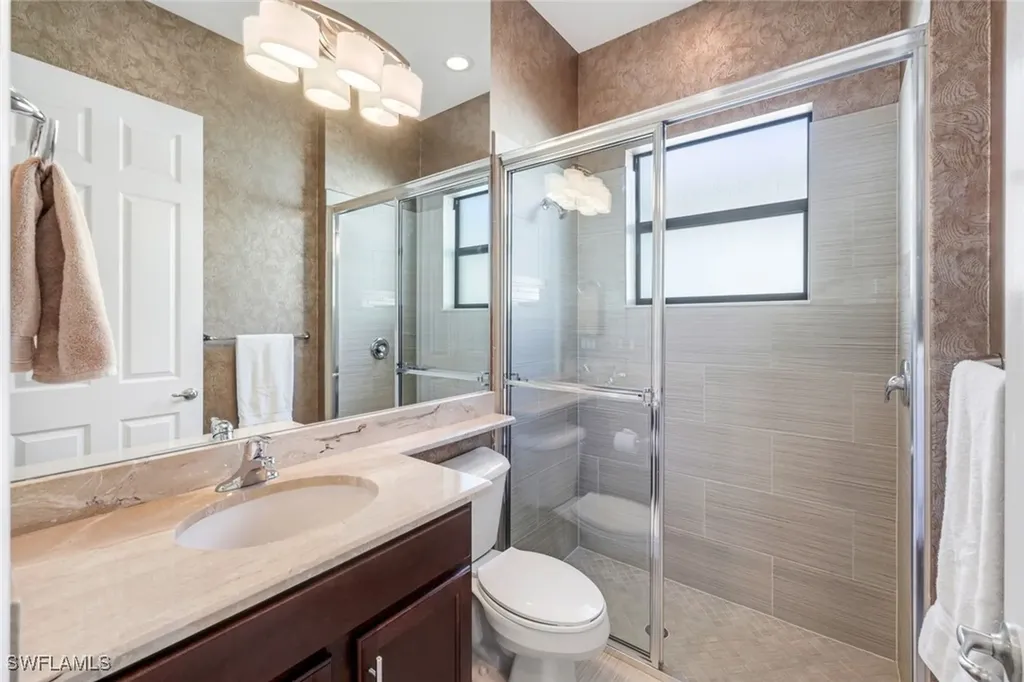 3267 Pacific Drive Naples FL 34119