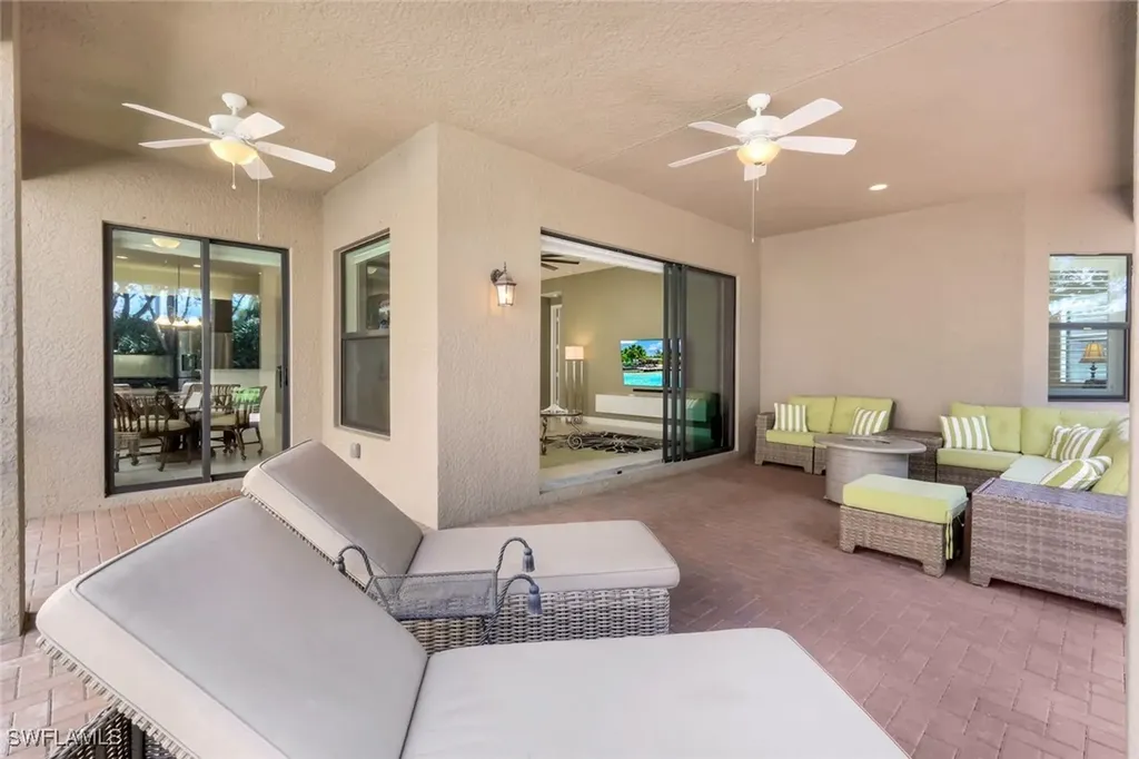 3267 Pacific Drive Naples FL 34119