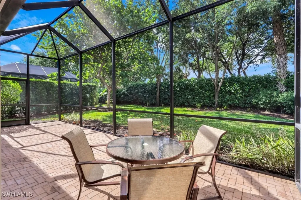 3267 Pacific Drive Naples FL 34119
