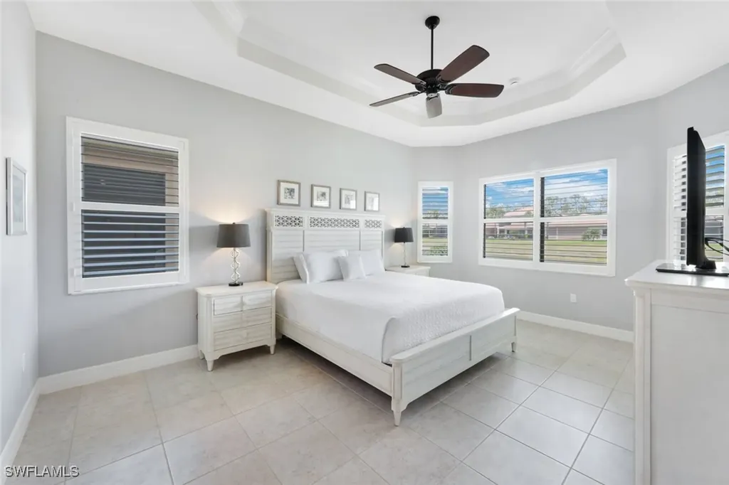 3224 Pacific Drive Naples FL 34119