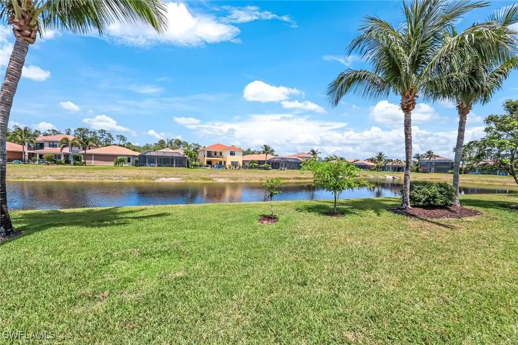 3224 Pacific Drive Naples FL 34119