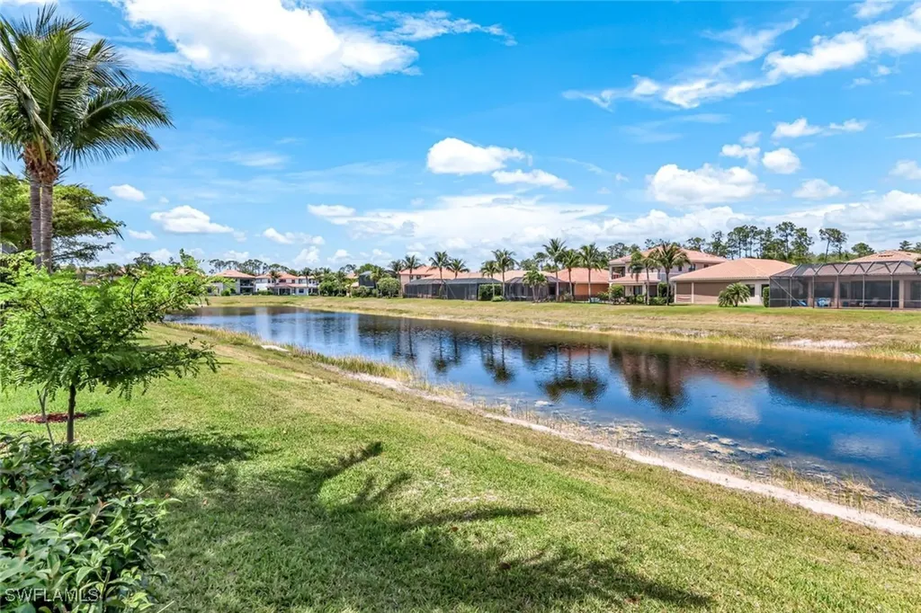 3224 Pacific Drive Naples FL 34119