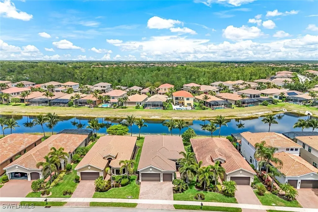 3224 Pacific Drive Naples FL 34119