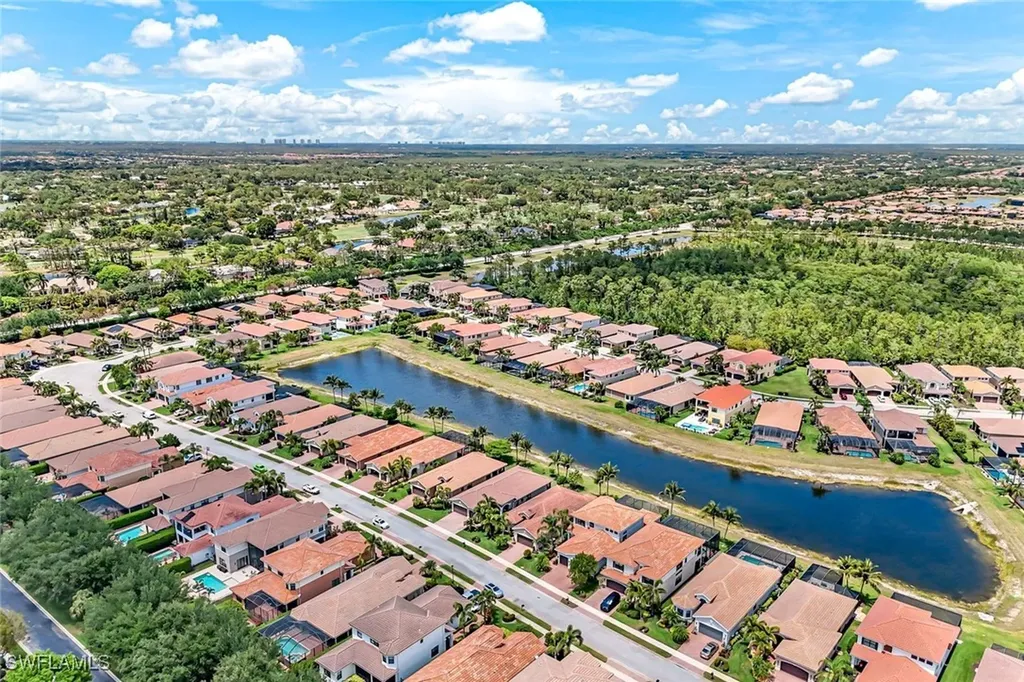 3224 Pacific Drive Naples FL 34119