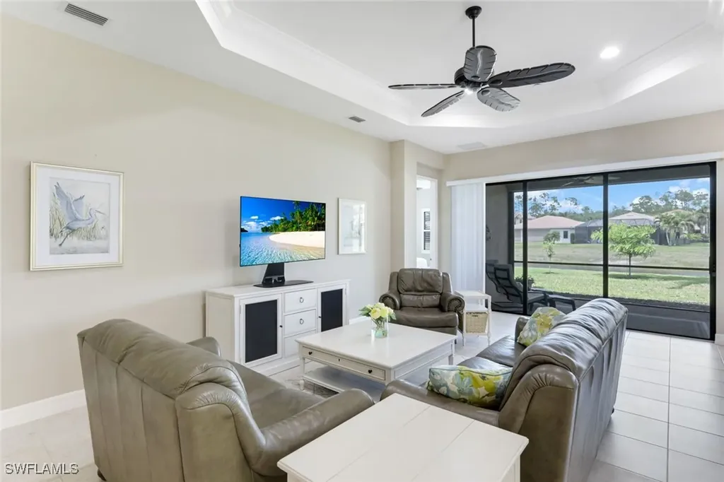 3224 Pacific Drive Naples FL 34119