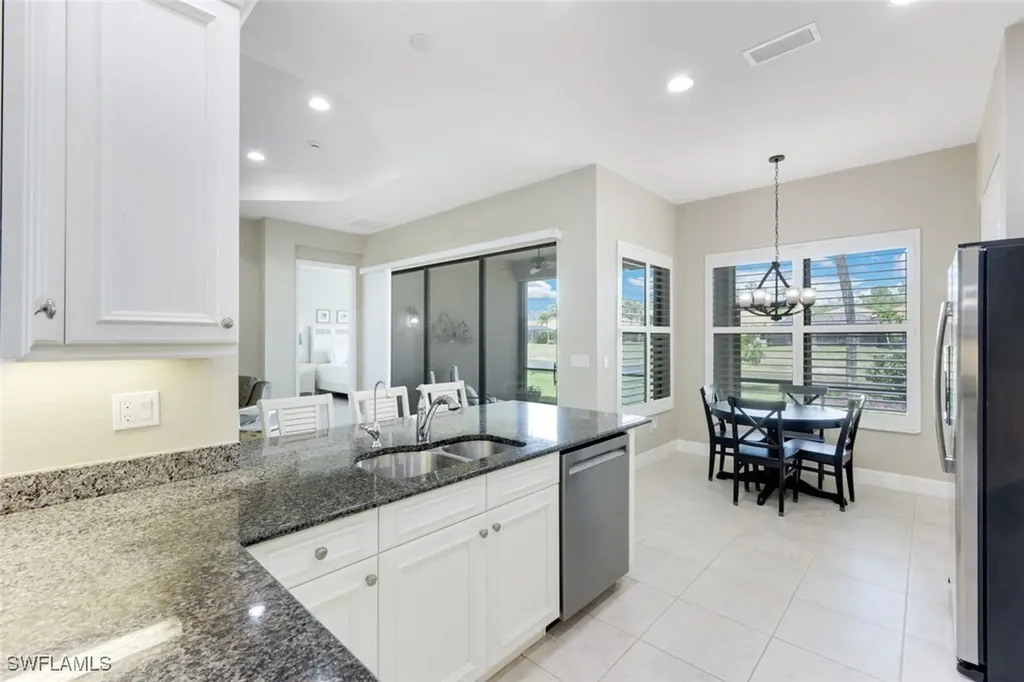 3224 Pacific Drive Naples FL 34119