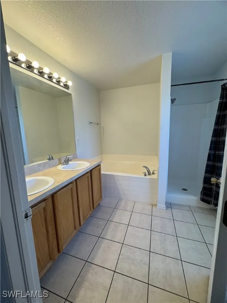 2812 62nd Street W Lehigh Acres FL 33971