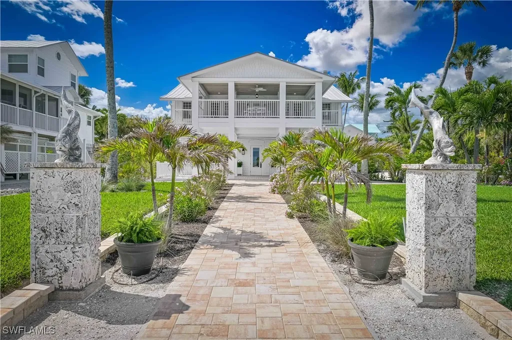 8241 Main Street Bokeelia FL 33922