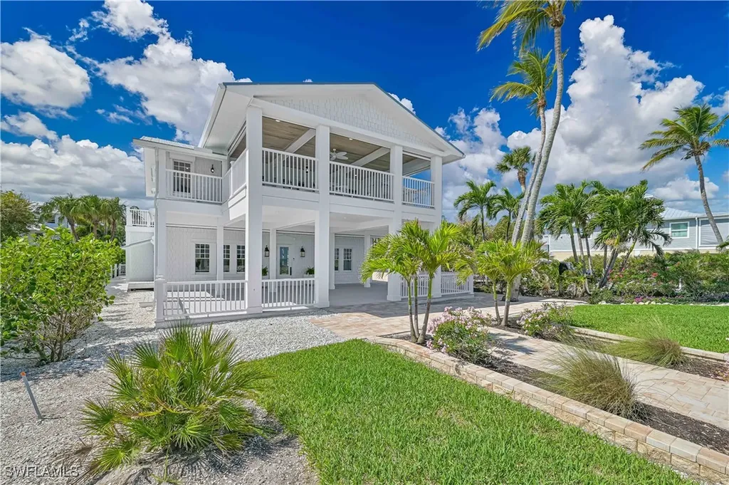 8241 Main Street Bokeelia FL 33922