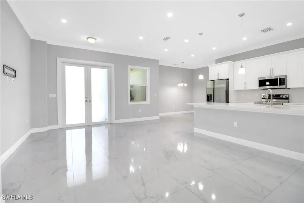 4140 31st Avenue NE Naples FL 34120