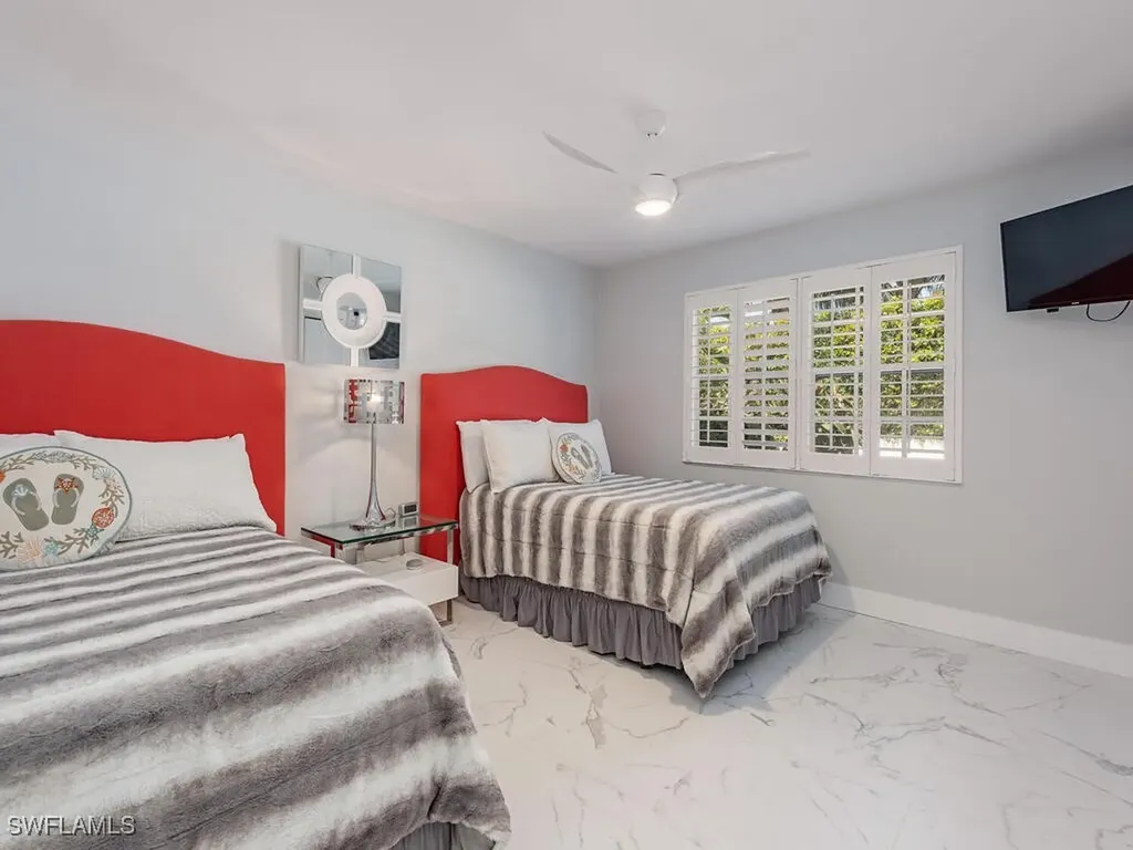 231 2nd Avenue S Naples FL 34102