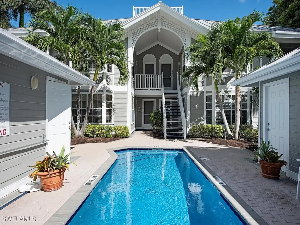 231 2nd Avenue S Naples FL 34102