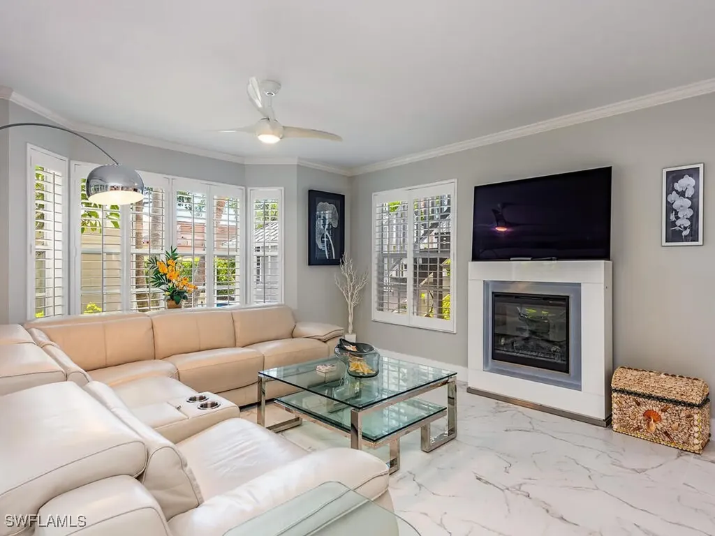 231 2nd Avenue S Naples FL 34102