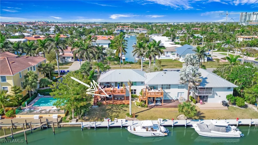 1560 Blue Point Avenue Naples FL 34102