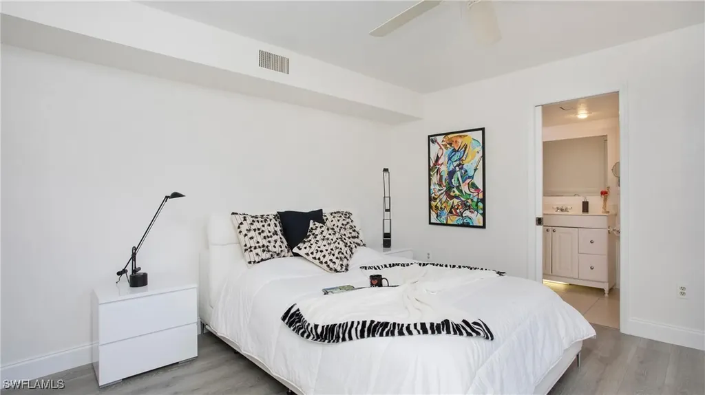 1560 Blue Point Avenue Naples FL 34102