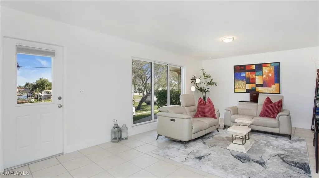 1560 Blue Point Avenue Naples FL 34102