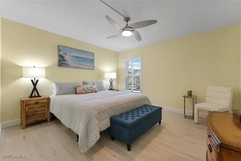 2850 Gulf Shore Boulevard N Naples FL 34103