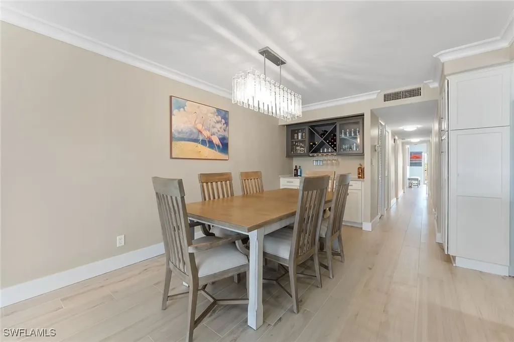 2850 Gulf Shore Boulevard N Naples FL 34103