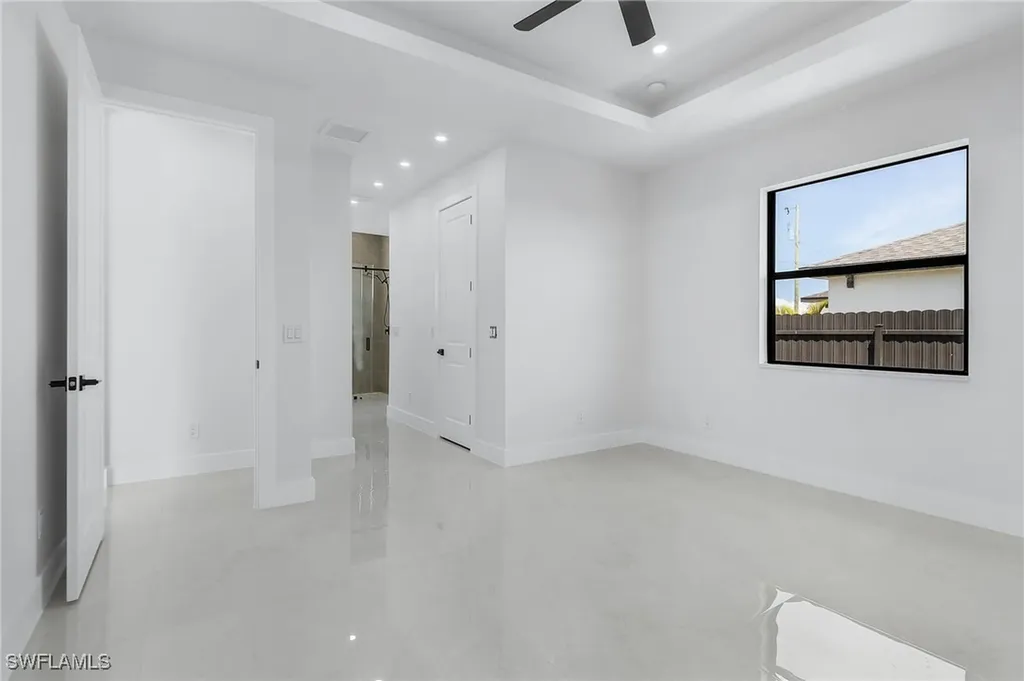 927 NE 13th Place Cape Coral FL 33909