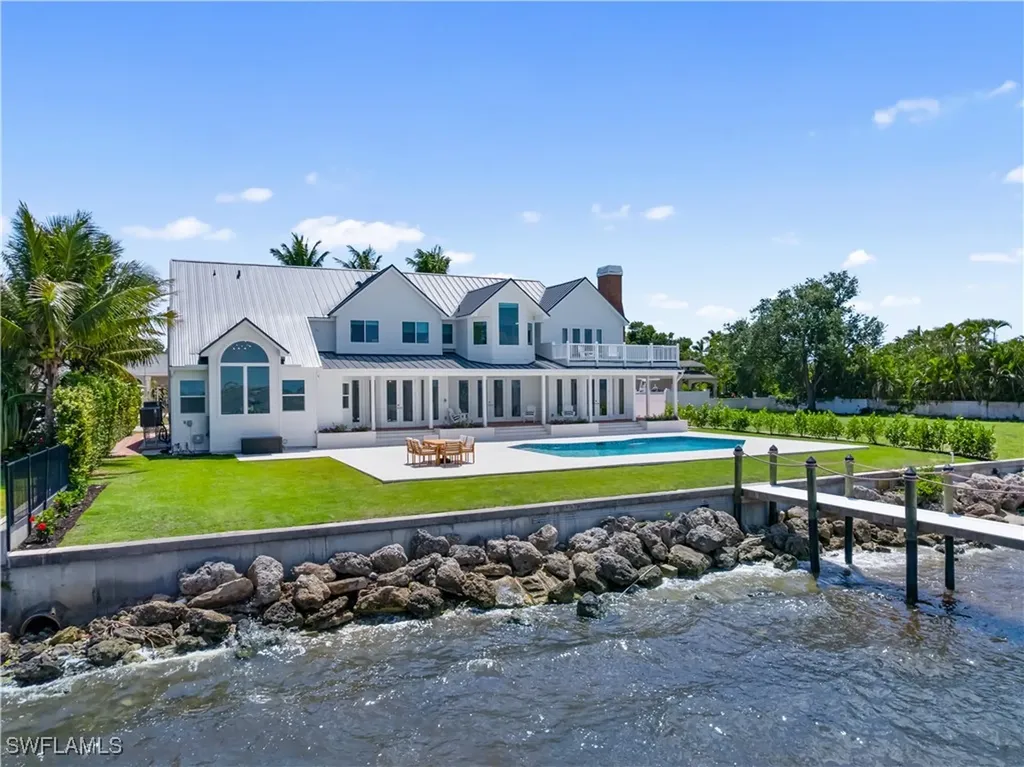 8451 Casa Del Rio Lane Fort Myers FL 33919