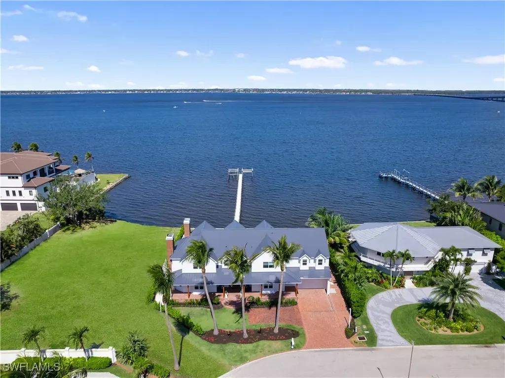 8451 Casa Del Rio Lane Fort Myers FL 33919