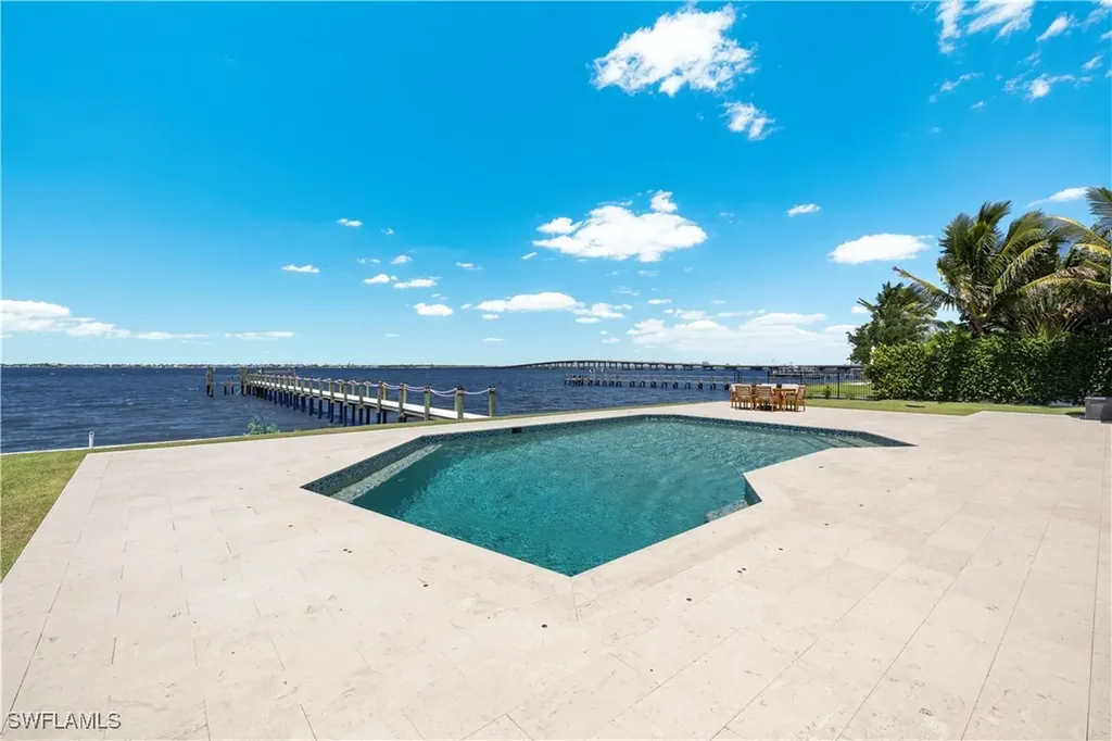 8451 Casa Del Rio Lane Fort Myers FL 33919