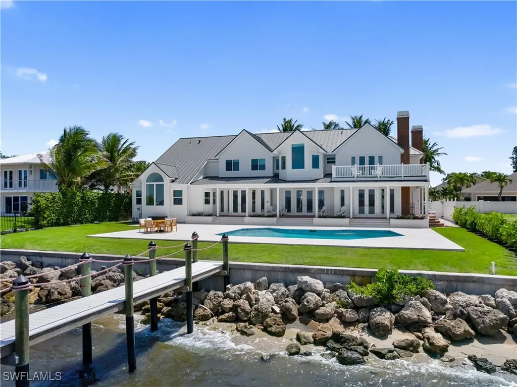 8451 Casa Del Rio Lane Fort Myers FL 33919