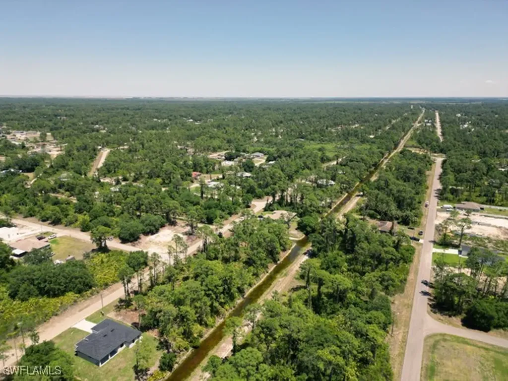 843 Ashland Street E Lehigh Acres FL 33974