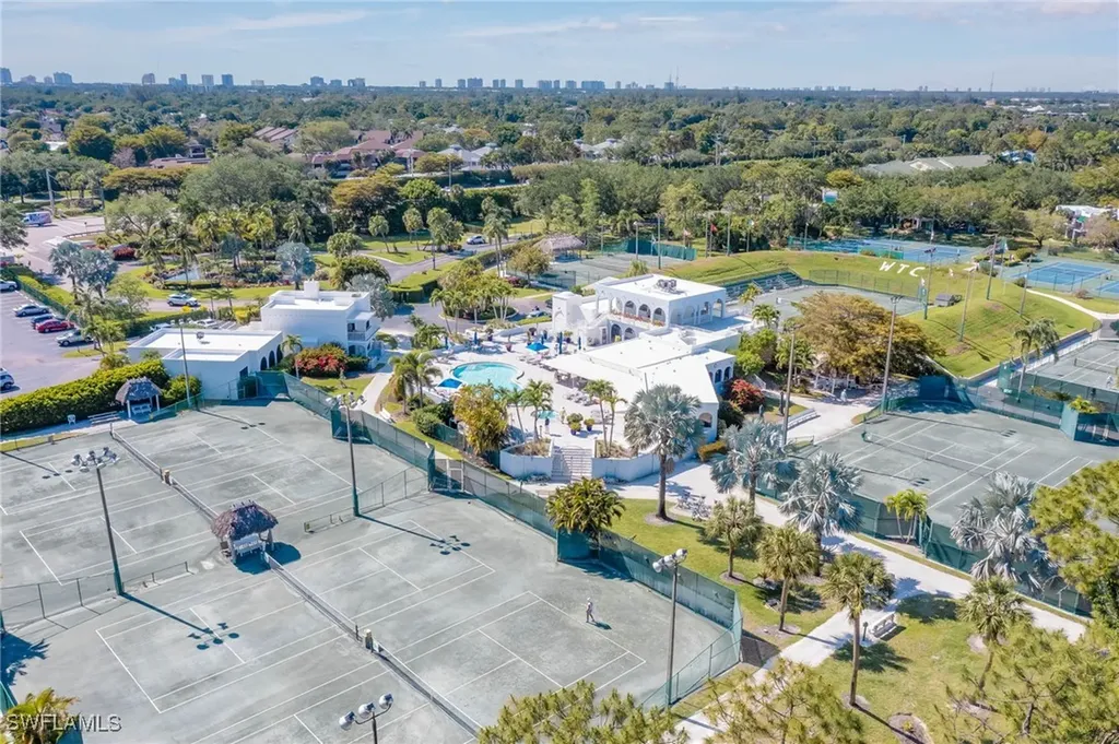 3323 Olympic Drive Naples FL 34105