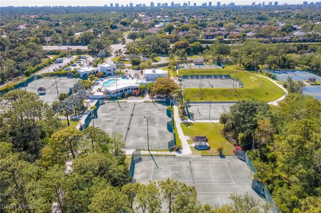 3323 Olympic Drive Naples FL 34105