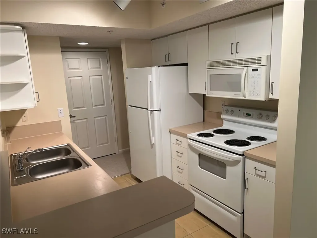 1865 Florida Club Drive Naples FL 34112