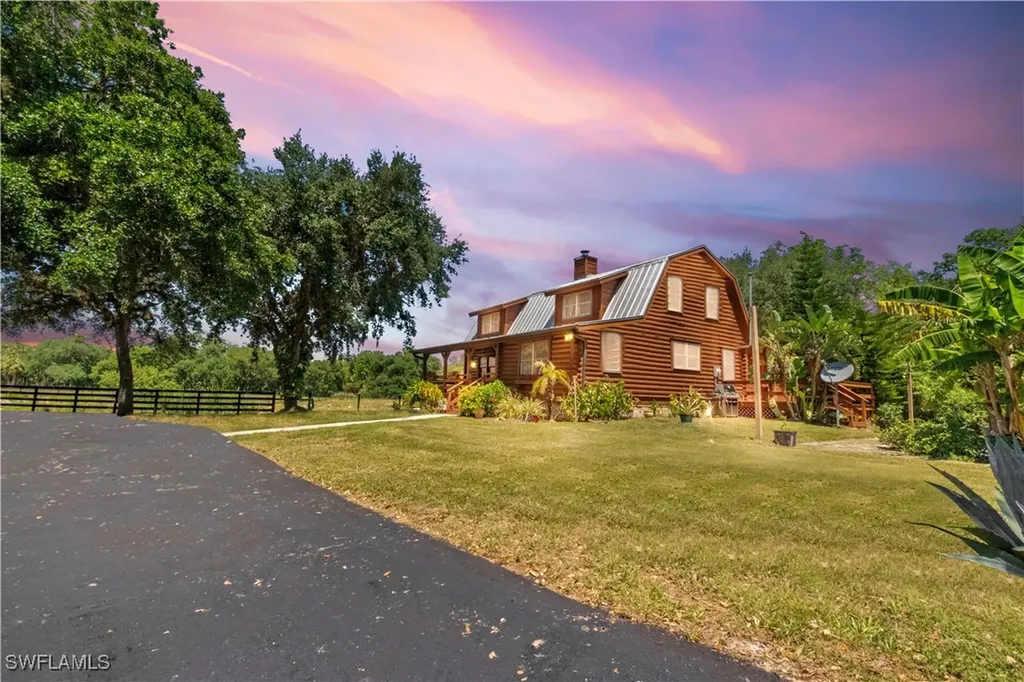 19861 N River Road Alva FL 33920