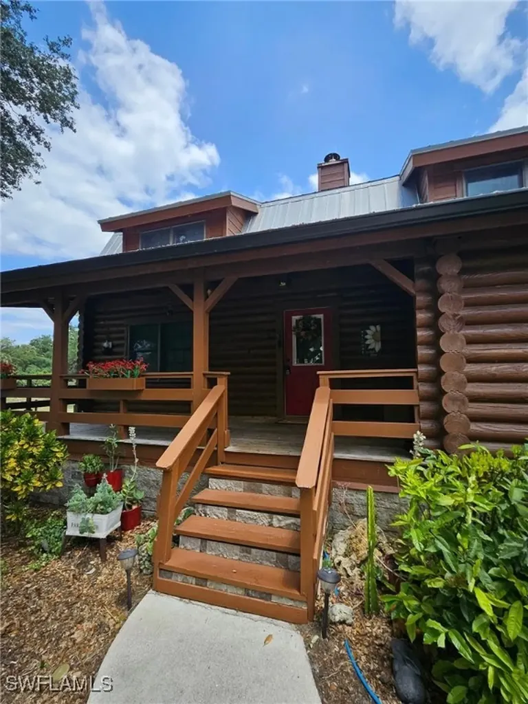 19861 N River Road Alva FL 33920